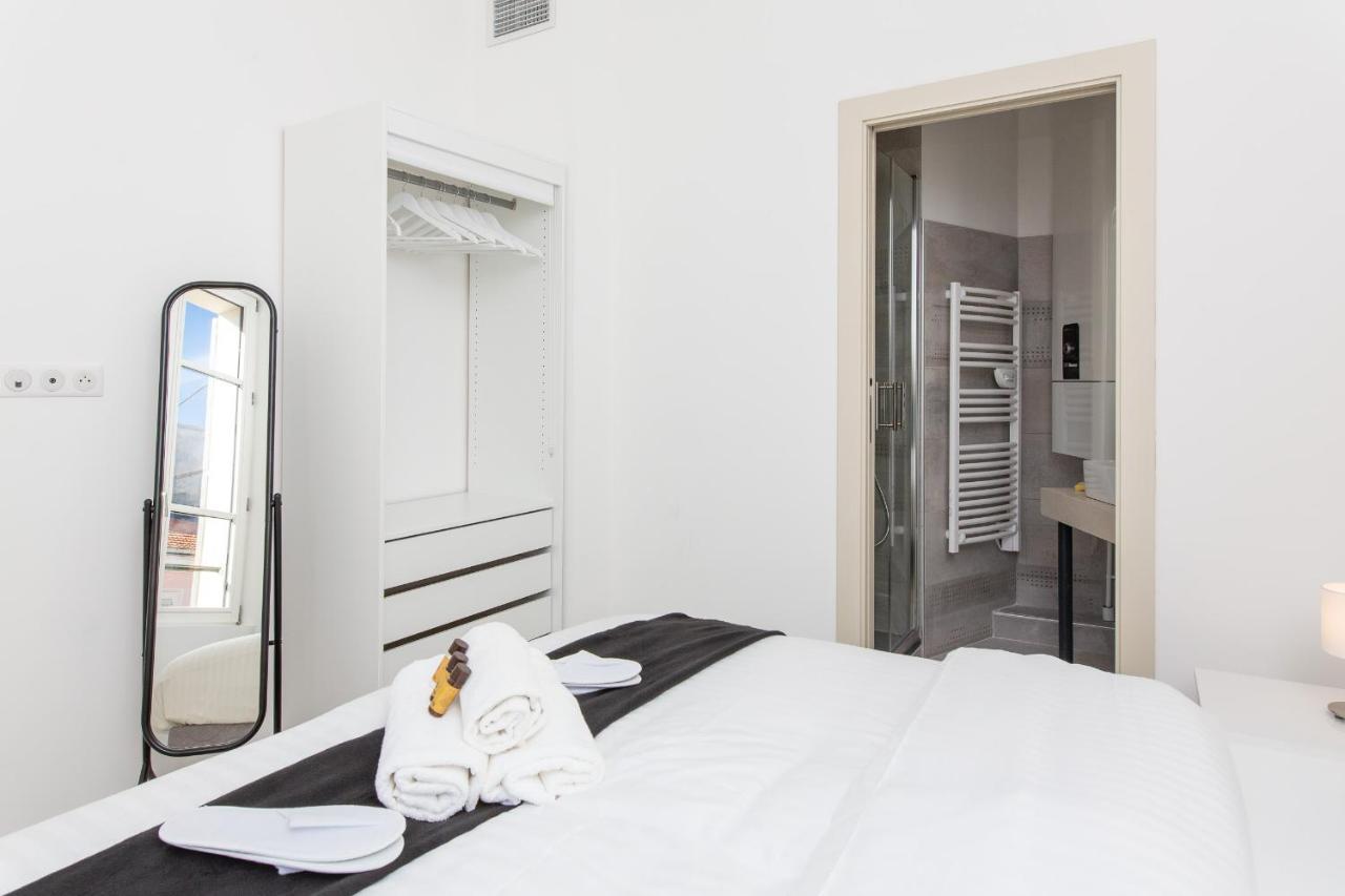Anzur Yourhosthelper Apartment